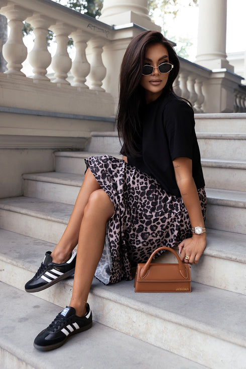Long skirt model 205918